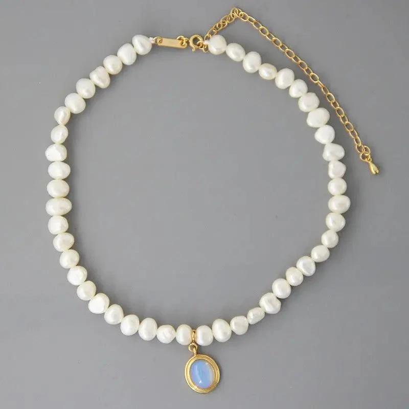 Round Medal Pearl Necklace Irregular Pearl