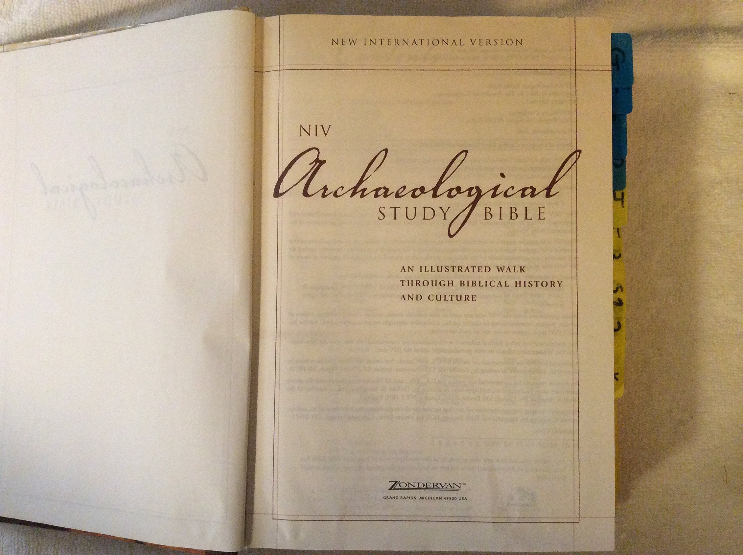NIV Archaeological Study Bible: An Illustrated Walk-Through, Hardcover