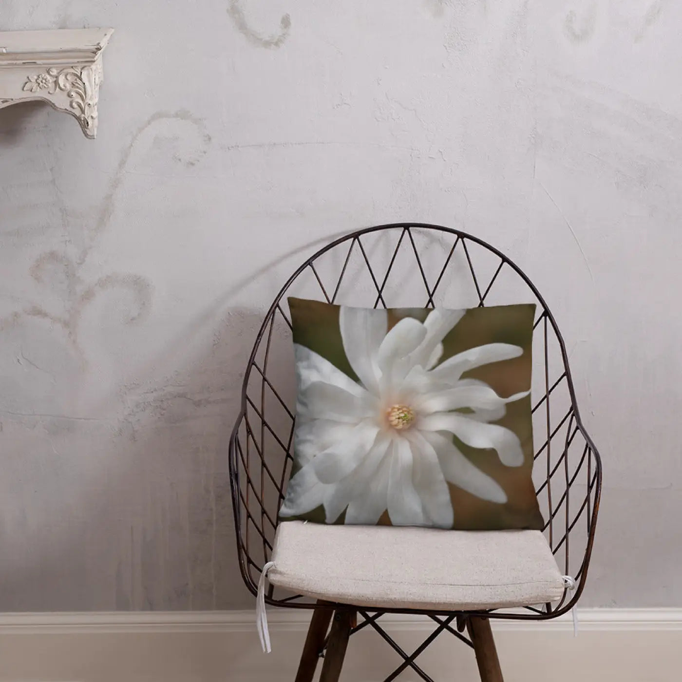 Magnolia Flower Throw Pillow – Insert Included - Dipaliz