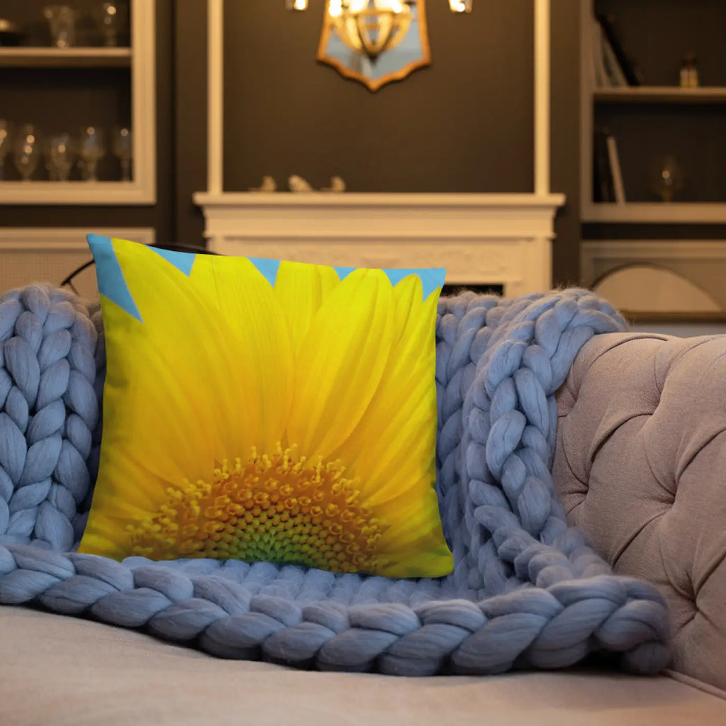 Sunflower Throw Pillow – Shape Retaining 18x18 - Dipaliz