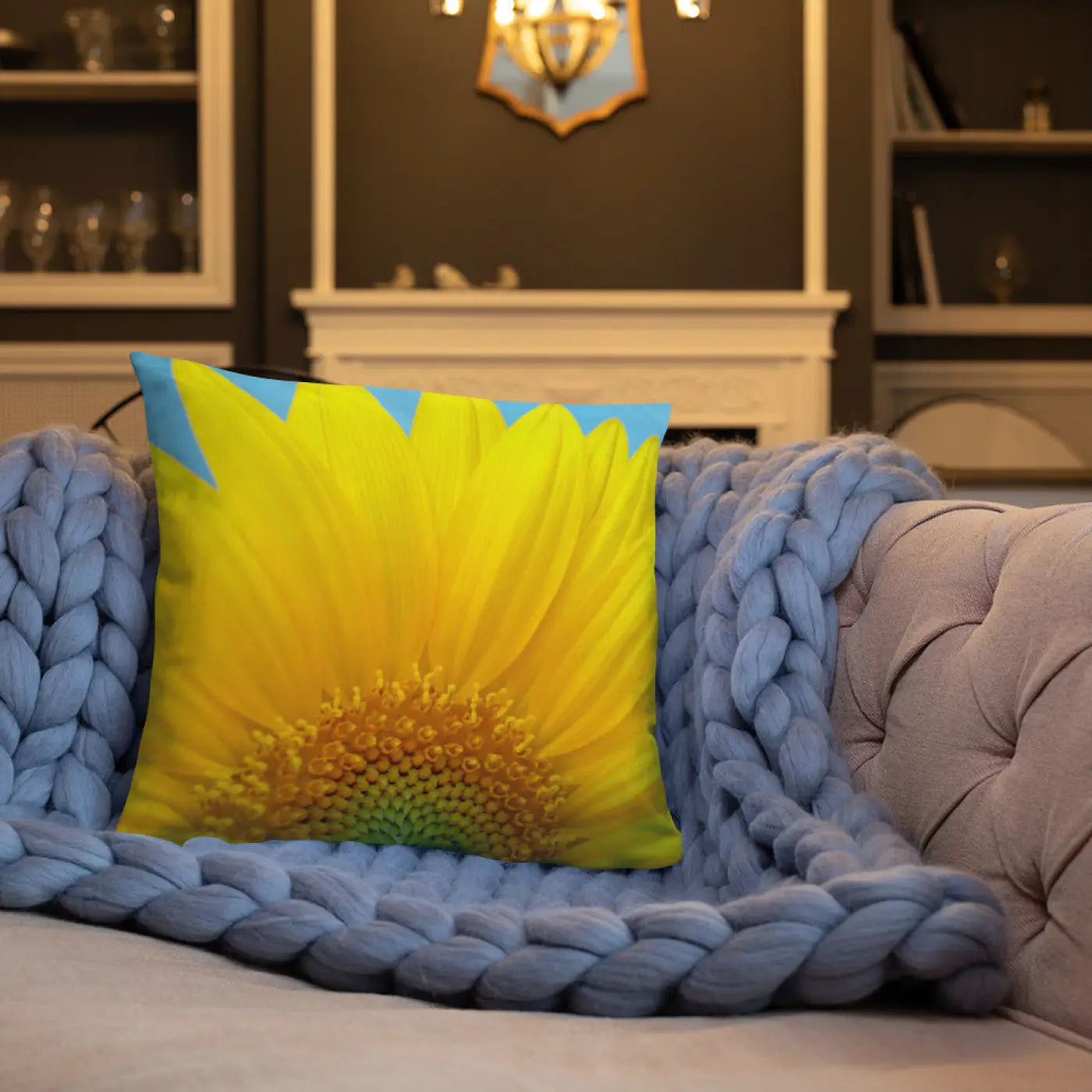 Sunflower Throw Pillow – Shape Retaining 18x18 - Dipaliz
