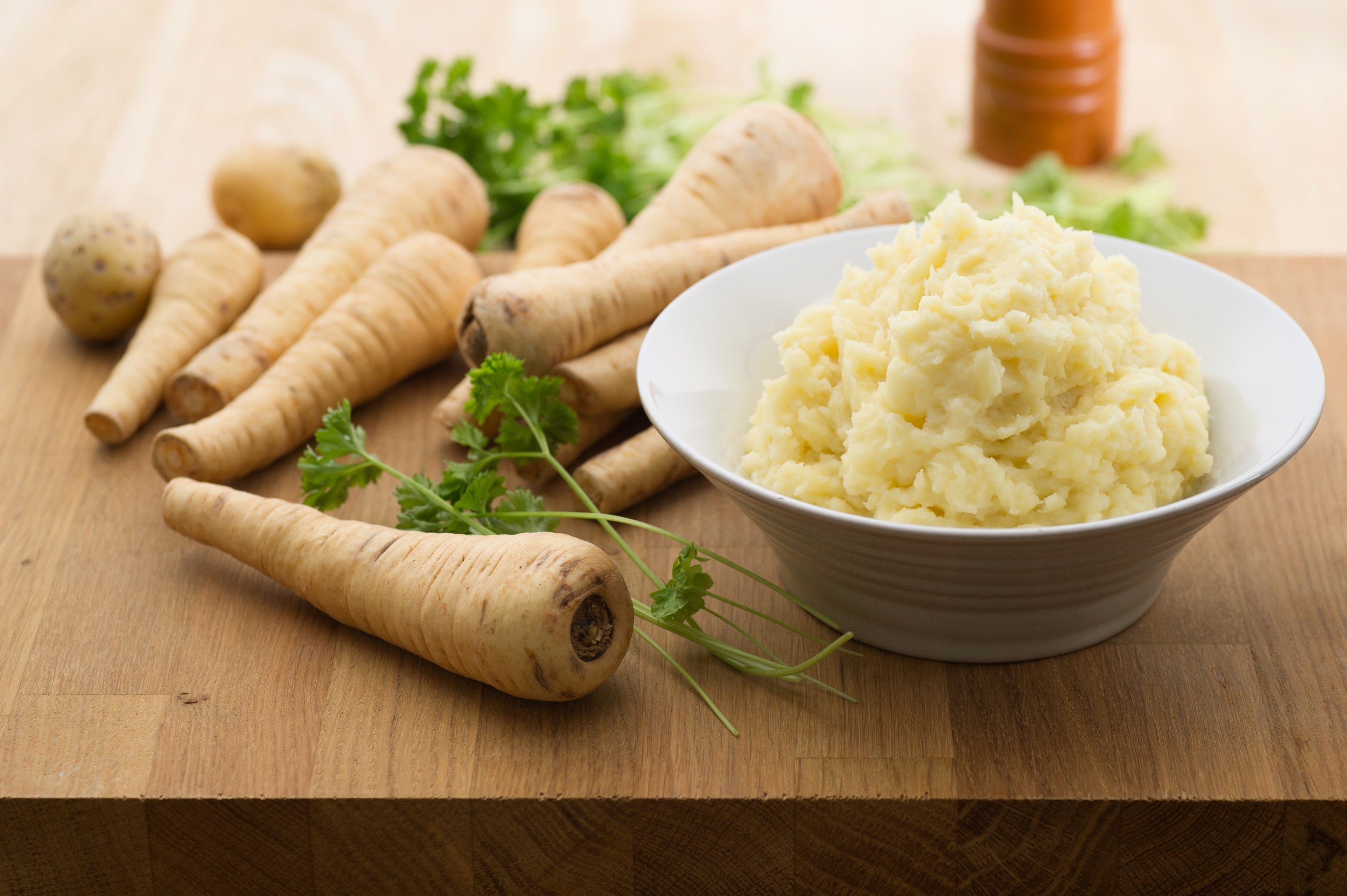 1000 ALL AMERICAN PARSNIP Pastinaca Sativa White Root Vegetable Seeds